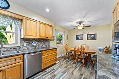 2371 Penny Lane, Austintown, OH 44515 - Photo 5