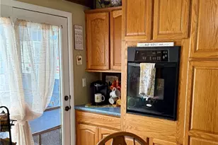 572 Hughes Dr, Tallmadge, OH 44278 - Photo 17