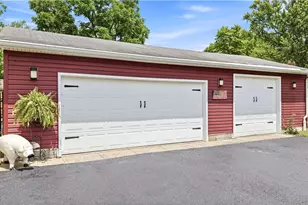 16728 Parkview Ave, Lake Milton, OH 44429 - Photo 3