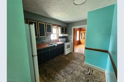 3448 Seifert Lewis Road, Hubbard, OH 44425 - Photo 5