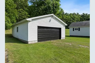 70190 Central Avenue, St Clairsville, OH 43950 - Photo 23