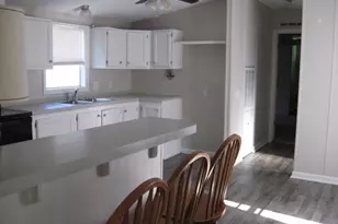 460 1st Street SW, Brewster, OH 44613 - Photo 5