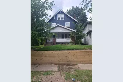 829 Elmore Avenue, Akron, OH 44302 - Photo 1