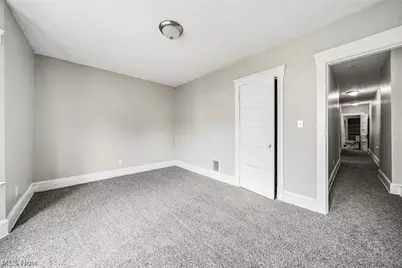 1637 Holyrood Road, Loveland, OH 44106 - Photo 19