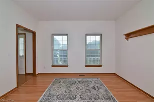 6967 Auburn Ridge Dr, Concord Twp, OH 44077 - Photo 5