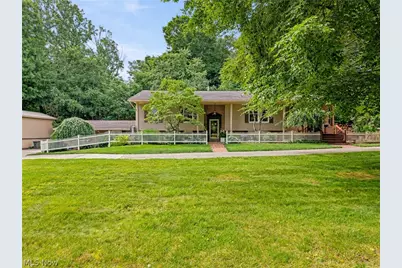 1600 Deerford Avenue SW, Massillon, OH 44647 - Photo 3