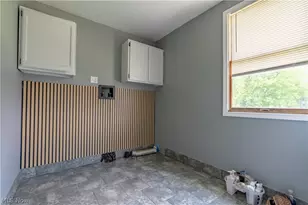 64 Diamond Ave, Barberton, OH 44203 - Photo 13