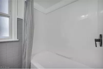 15907 Walden Avenue, Loveland, OH 44128 - Photo 35