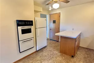 1407 W Valentine Cir NW, Canton, OH 44708 - Photo 5