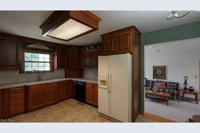 6282 Belvedere, Cambridge, OH 43725 - Photo 7
