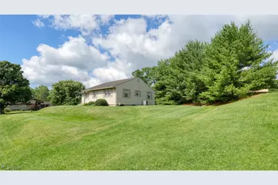 6282 Belvedere, Cambridge, OH 43725 - Photo 3