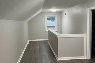 517 Evans Ave, Akron, OH 44310 - Photo 9