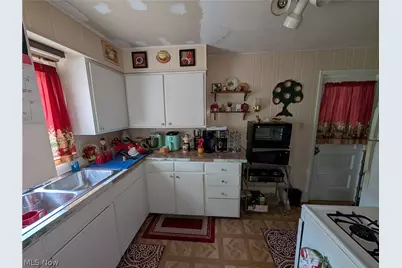 3558 Bosworth Road, Loveland, OH 44111 - Photo 17
