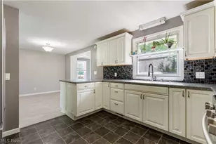 500 N Marion Ave, Louisville, OH 44641 - Photo 17
