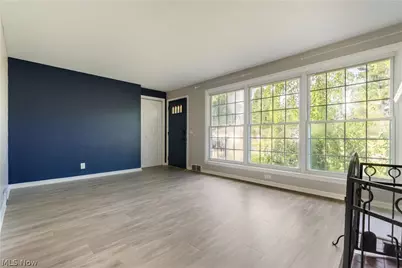 500 N Marion Avenue, Louisville, OH 44641 - Photo 9