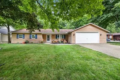1135 Royal Drive, Amherst, OH 44001 - Photo 1