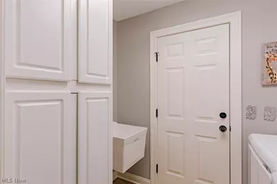 5423 Charleston Drive, Valley City, OH 44280 - Photo 27