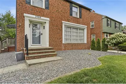 2560 Milton Road, University Heights, OH 44118 - Photo 9