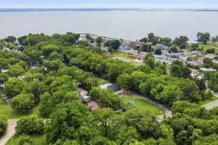 2327 S Oak Knoll Dr, Lakeside Marblehead, OH 43440 - Photo 25