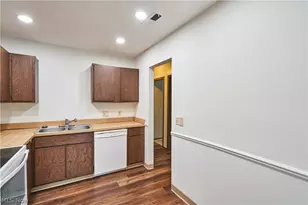 939 Kirkwall Dr, Copley, OH 44321 - Photo 15
