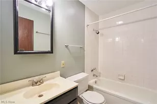 939 Kirkwall Dr, Copley, OH 44321 - Photo 23