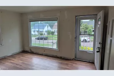 1663 Highview Avenue, Akron, OH 44301 - Photo 3