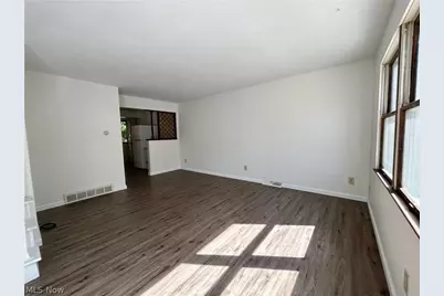 3601 Beaumont Drive #7, Weirton, WV 26062 - Photo 3