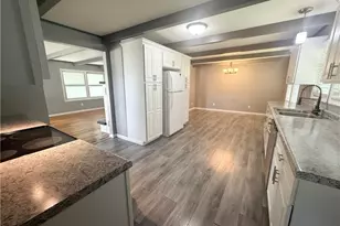 419 Dickson St, Wellington, OH 44090 - Photo 9