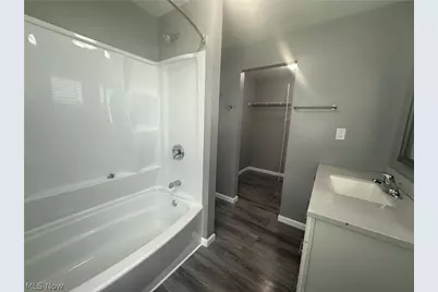 419 Dickson Street, Wellington, OH 44090 - Photo 17