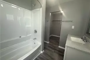 419 Dickson St, Wellington, OH 44090 - Photo 17