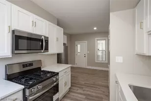 1521 Newman Ave, Oakwood, OH 44107 - Photo 15
