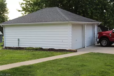 149 Noble Street W, East Canton, OH 44730 - Photo 5