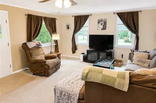149 Noble Street W, East Canton, OH 44730 - Photo 9