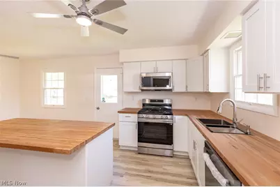 5258 Main Avenue, North Ridgeville, OH 44039 - Photo 11