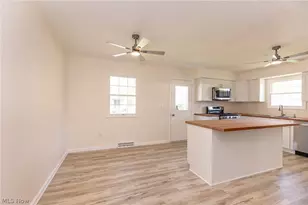 5258 Main Ave, North Ridgeville, OH 44039 - Photo 13