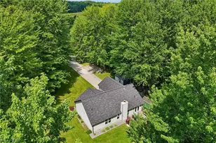 3213 Bates Rd, Madison, OH 44057 - Photo 3