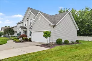 18 Morningview Cir, Canfield, OH 44406 - Photo 5