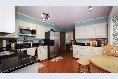 5387 Cherokee Avenue NW, North Canton, OH 44720 - Photo 11