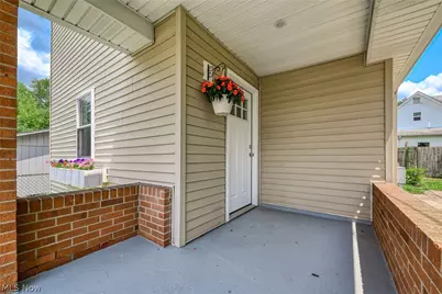 353 3rd Street NW, Barberton, OH 44203 - Photo 3