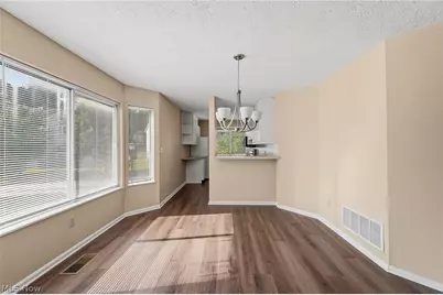 361 Village Pointe Drive #2B, Akron, OH 44313 - Photo 9