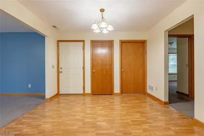 2919 Cliftmont Avenue NE, Canton, OH 44705 - Photo 13