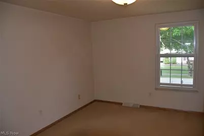 537 Howells Court, Eastlake, OH 44095 - Photo 13