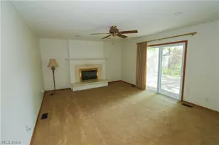537 Howells Ct, Eastlake, OH 44095 - Photo 11