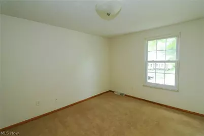 537 Howells Court, Eastlake, OH 44095 - Photo 19