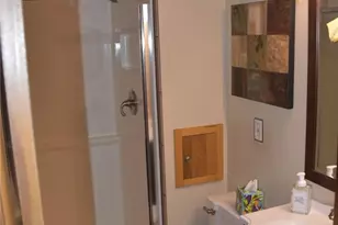 537 Howells Ct, Eastlake, OH 44095 - Photo 7