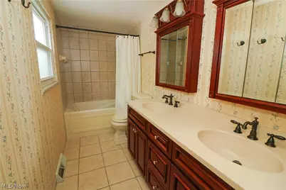 537 Howells Court, Eastlake, OH 44095 - Photo 17