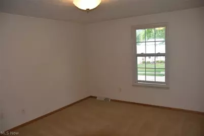 537 Howells Court, Eastlake, OH 44095 - Photo 11