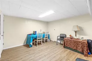 1024 Oakwood Dr, Elyria, OH 44035 - Photo 21