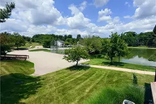 8603 Scenicview Dr, Grandview Heights, OH 44147 - Photo 23