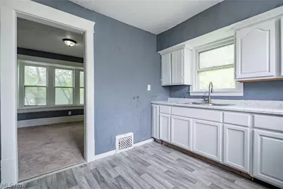757 Baird Street, Akron, OH 44306 - Photo 11